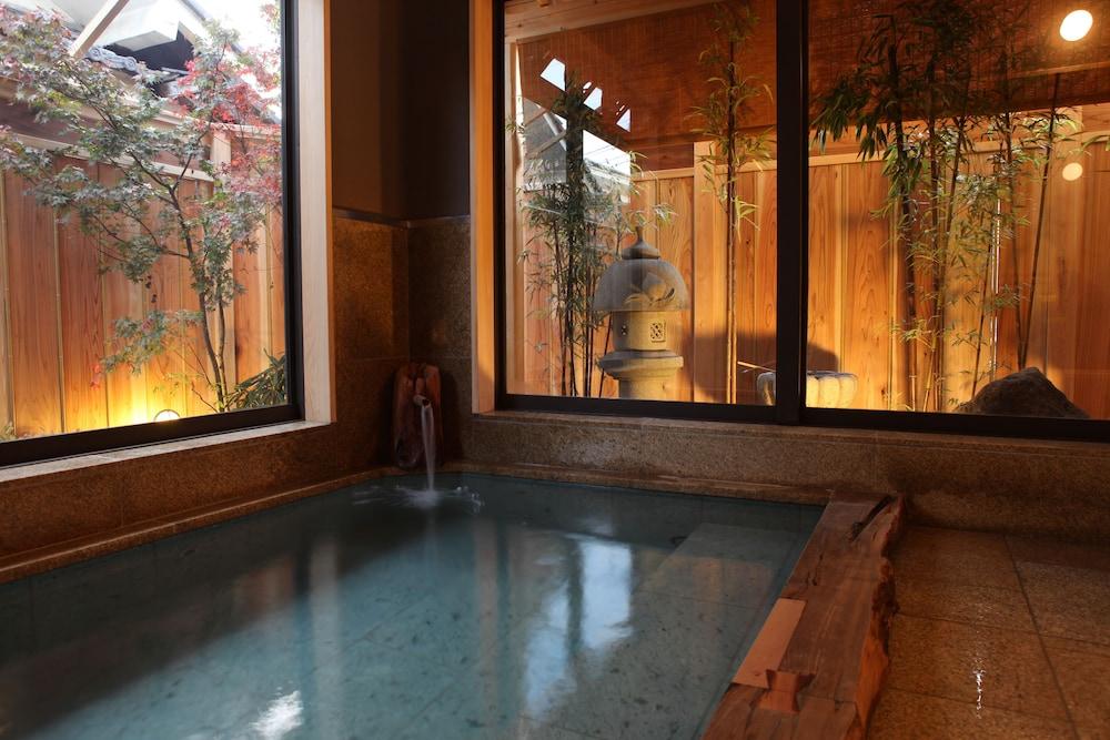 Oiwakeya Ryokan 4*